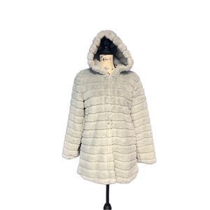 Qiye light gray faux fur hooded coat small